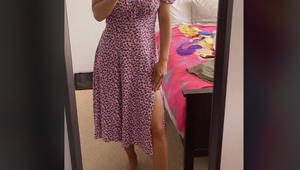 Matka si na synovu oslavu obliekla tieto ŠATY a ľudia jej odkázali: Si chorá a chceš len pútať pozornosť!