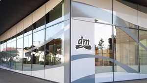 Zahlasujte za svoj klimatický projekt v centre Nitry s podporou dm