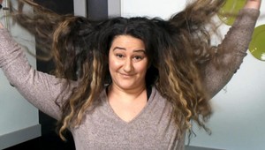 Ženu s výbuchom na hlave zobral do parády profík: Aha, ako ju zmenil nový účes!