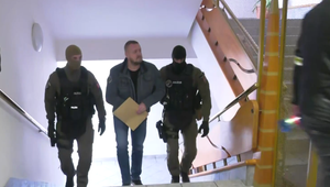 Čurillovci v putách: Viacerých policajtov priviedli na výsluch kukláči