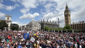 Viac ako 40 tisíc ľudí protestovalo v Londýne proti brexitu