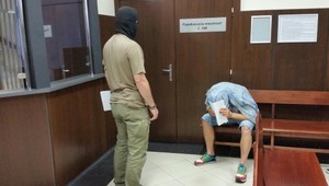 Sudkyňa krajského súdu rozhodla. Autičkári idú do väzby