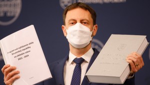 Vláda sa v programovom vyhlásení zaviazala nezvyšovať daňové zaťaženie, Heger však zvažuje vyššiu DPH