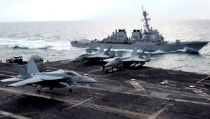 Nad Irakom lietajú americké bojové stíhačky