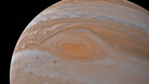 Šokujúci obrázok zverejnený NASA: Na povrchu Jupitera sa objavil desivý "duch"
