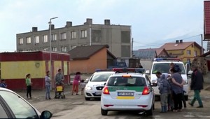 V obci došlo naraz k dvom nehodám, pri jednej zrazili 3-ročného chlapčeka