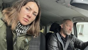 Líder kapely Lucie nezaváhal! Sadol aj s manželkou do auta a vybral sa smer Ukrajina!