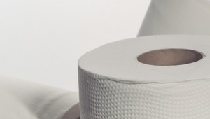 TÁTO influencerka recykluje svoj toaletný papier. Fanúšikovia jej odkazujú: Si nechutná!