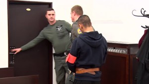 Lupič zbil a okradol dôchodcu vo vlastnom dome. Päťkrát súdený Tomáš už pozná svoj trest