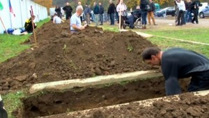 Slovensko má najrýchlejších hrobárov