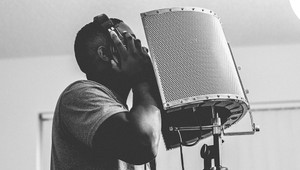 Prečo náš vlastný hlas znie na nahrávke tak hlúpo?