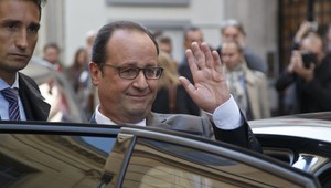 Francúzi ďalej bombardujú islamistov v meste Rakka