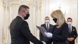 Prezidentka Čaputová vymenovala nového ústavného sudcu. Mamojku, ktorý sa funkcie vzdal, nahradí Robert Šorl