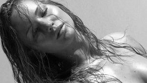 Škandál roka: Unikli nahé fotky herečky Jennifer Lawrence (24)