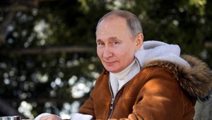Komentár Arpáda Soltésza: Buď sa Západ ubráni v Ukrajine, alebo si Putin príde aj po nás