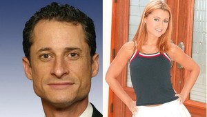 Kongresman priznal aféru s pornohviezou a rozplakal sa...