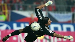 Čontofalský podpísal so Slaviou Praha dvojročnú zmluvu