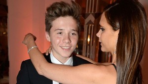 Miláčik Victorie Beckham (40) sa objíma s inou!