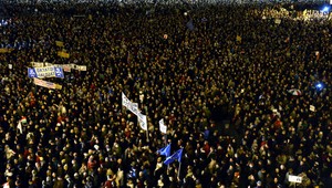 Demonštrácie v Maďarsku, nespokojný ľud skandoval proti Orbánovej vláde