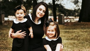 Ľudia sú zhrození z fotiek, ktoré matka zverejnila: Ako TO mohla svojim deťom urobiť?