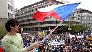 Vládne škrty vyhnali v Prahe do ulíc desaťtisíce ľudí!