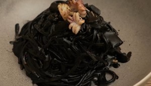 Hlavné jedlo: Sepiove cestoviny