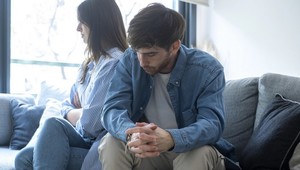 Musí nevera zničiť každý vzťah? Párový terapeut v tom má jasno!