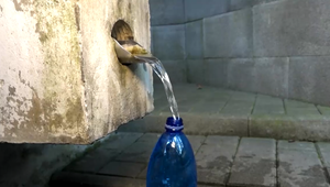 Ľudí zaskočilo, no prameňu prospelo: Po zemetrasení prúd znovu "ožil"