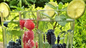 Nakopnú trávenie aj chudnutie: HITOM sú domáce ochutené vody