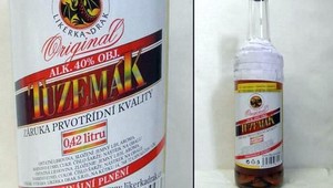 Metanol straší naďalej, V Zlíne objavili tisíce nových fliaš!