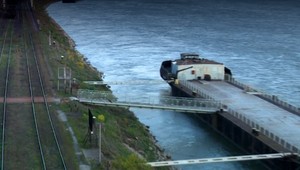 Mladú ženu našli v bratislavskom prístave brutálne dobitú. Záchranári jej už nedokázali pomôcť