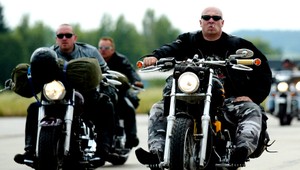 Kňaz na motorke: Baránok medzi vlkmi