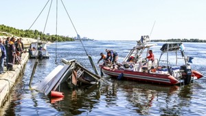 Zrážka lodí si vyžiadala 11 životov. Kormidelník bol údajne opitý