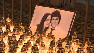 NAŽIVO: Spomienkový pochod venovaný pamiatke zavraždeného novinára Jána Kuciaka a jeho priateľky Martiny Kušnírovej