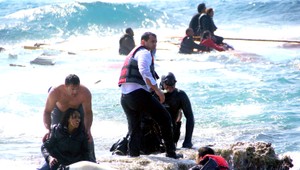 Zvrat v Bruseli: Únia si rozdelí migrantov dobrovoľne a bez kvót