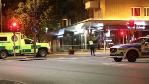 Hrôza vo Švédsku: Útočník postrelil šesť ľudí, podozrivý je 14-ročný chlapec