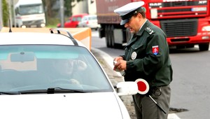 Za dopravné priestupky zaplatíme menej