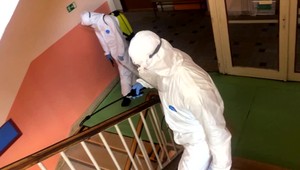 Pandémia komplikuje situáciu vo všetkých sférach. O klientov DSS v Humennom sa musia starať nakazení pracovníci