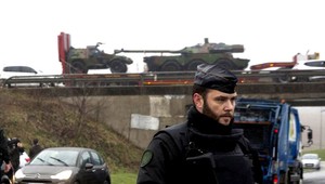 Atentátnici z Paríža sú mŕtvi, potvrdila francúzska polícia