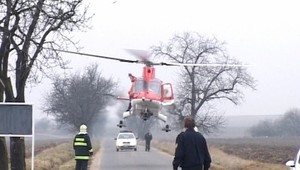 Paraglidistu museli zachraňovať vrtuľníkom