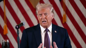 Trump je v kauze pornoherečky vinný. Potrestaný však nebude