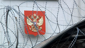 Ukrajina a Rusko si vymieňajú väzňov, vrátane zajatých námorníkov a filmára Sencova