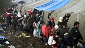 Tábor Opatovac: Takto funguje najväčšie stanové mestečko v Európe