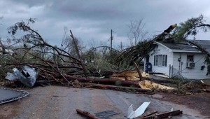 Ničivé tornádo si vyžiadalo najmenej 5 obetí