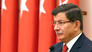 Turecko chce upokojiť napätie s Ruskom, Davutoglu napísal list
