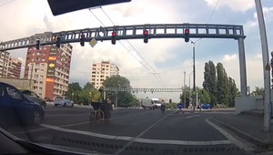 VIDEO: Polícia varuje! Červená platí aj pre cyklistov