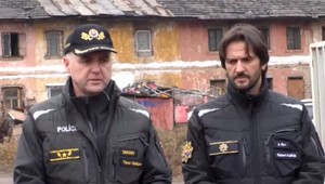 Sedemdesiat percent trestnej činnosti páchajú Rómovia, tvrdí Kaliňák a Gašpar