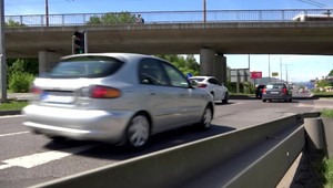 Šoféra neodradilo ani 6 policajných hliadok, cez centrum išiel rýchlosťou 150 km/h