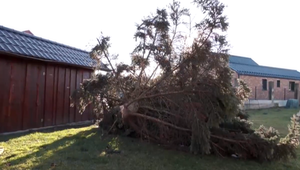 Rušná noc na strednom Slovensku: Obcou sa prehnala veterná smršť