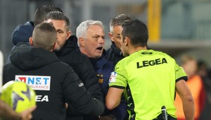 Dištanc to nebude! Mourinho sa teší, na charitu musí poslať 20-tisíc eur